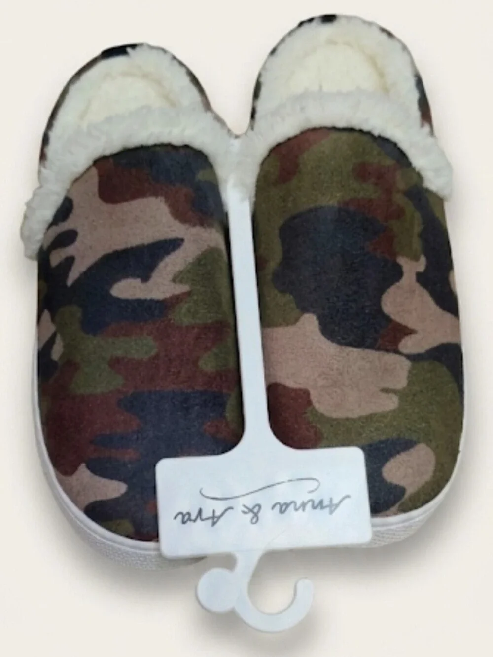 Anna Ava Kids Camouflage Slippers Size 5 6